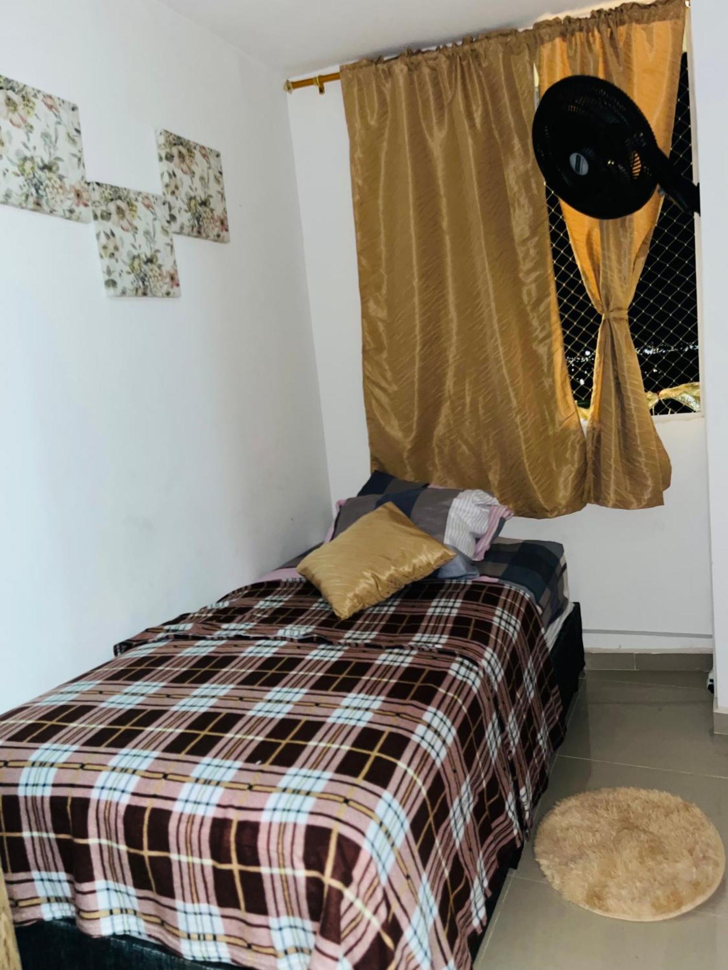 Habitación Disponible En Cerca A La Terminal De Transporte